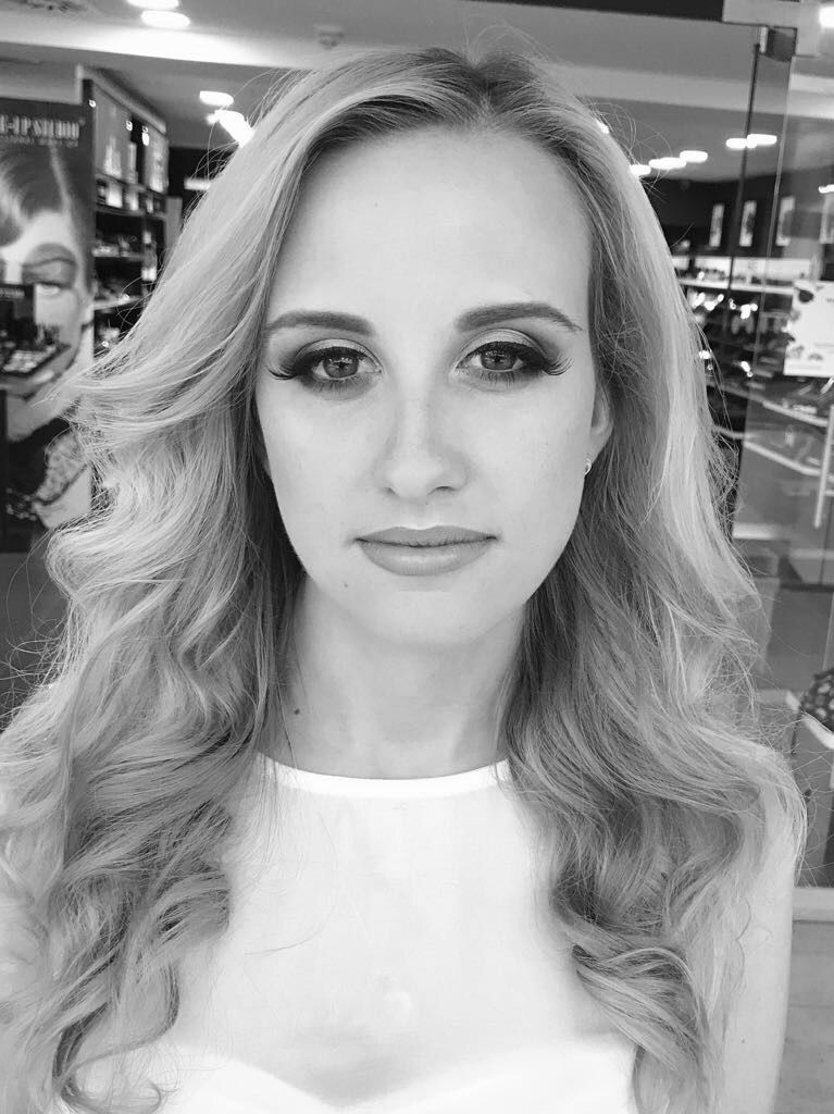 PhDr. Nina Hanušková